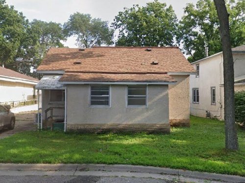 NEW LISTING