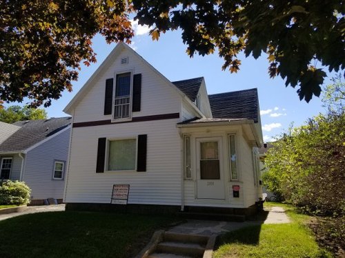 NEW LISTING