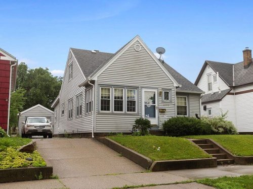 NEW LISTING
