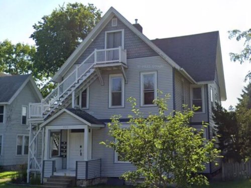 NEW LISTING